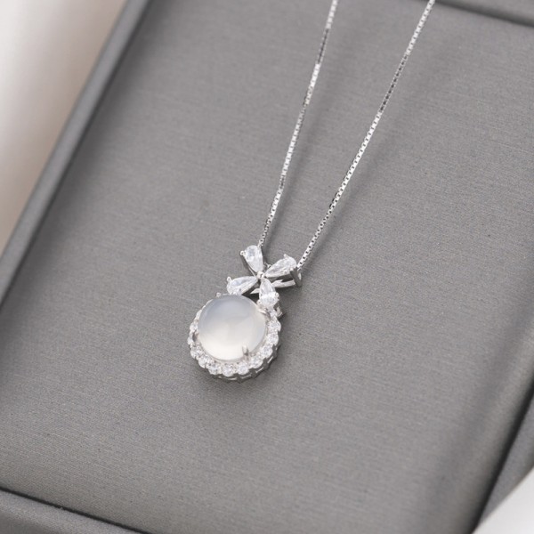 925 Sterling Silver Bow Crystal Necklace