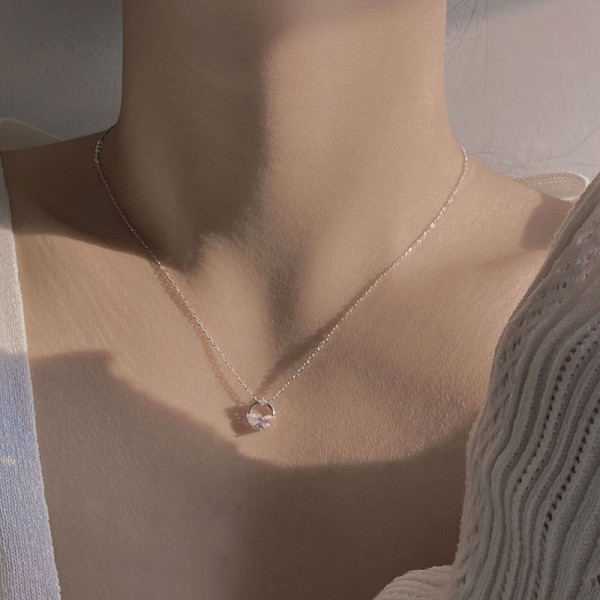 925 Sterling Silver Necklace Circular Single Zirconium