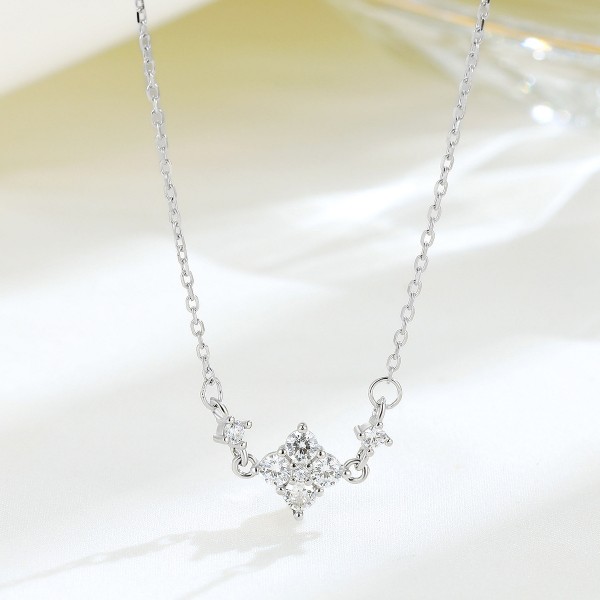 925 Sterling Silver Zircon Star Necklace
