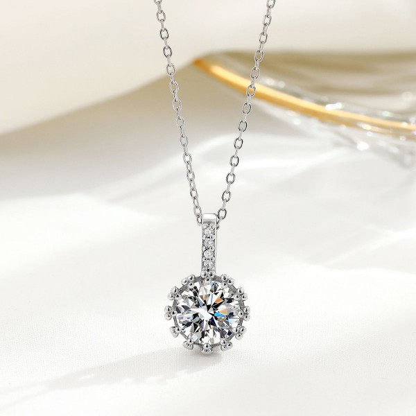 925 Sterling Silver Single Zirconium Pendant Necklace