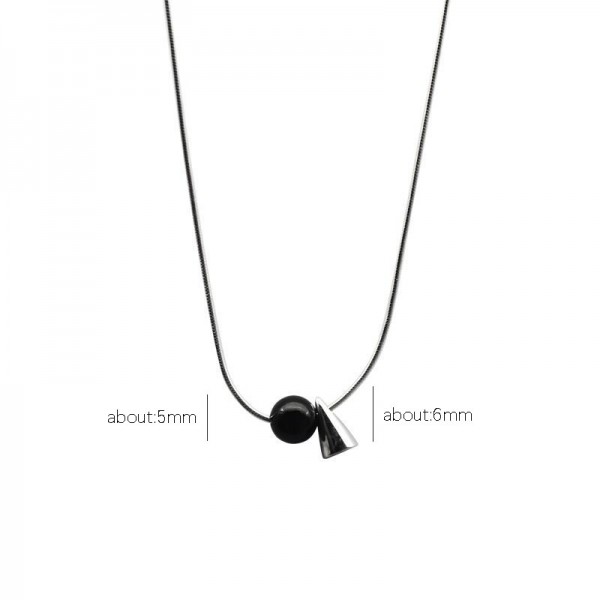 925 Sterling Silver Black Agate Triangular Pillar Pendant Necklace