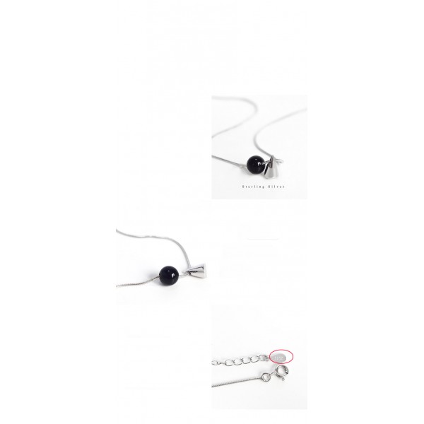925 Sterling Silver Black Agate Triangular Pillar Pendant Necklace