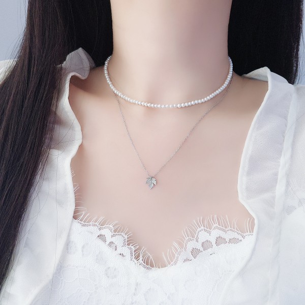 925 Sterling Silver Maple Leaf Necklace