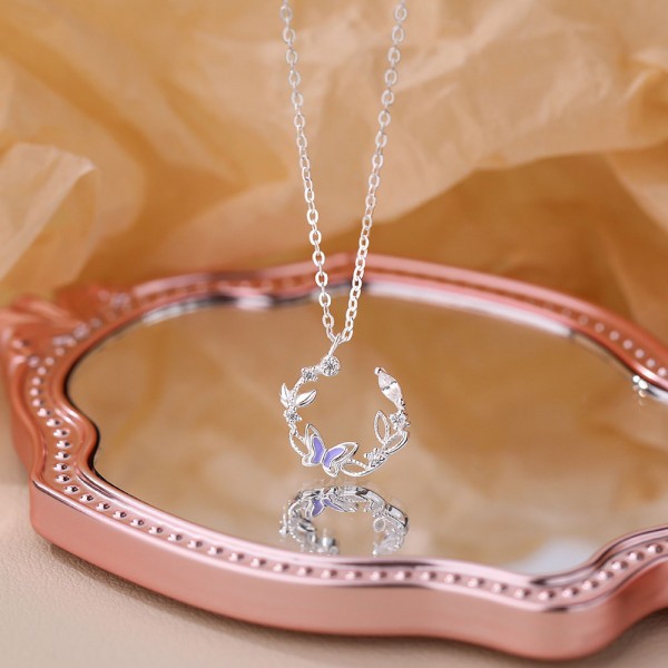 999 Sterling Silver Necklace Butterfly Wreath