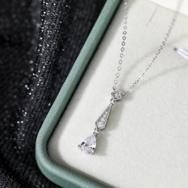 925 Sterling Silver A teardrop necklace