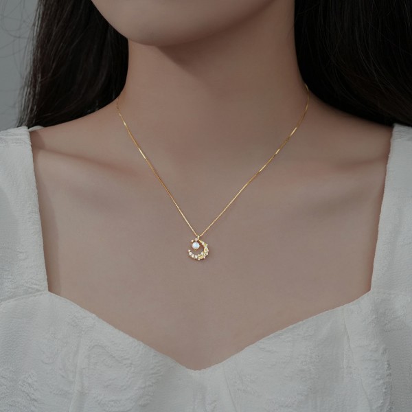 925 Sterling Silver Star Moon Moonlight Stone Necklace