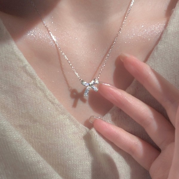 S925 Sterling Silver Light Luxury Bow Knot with Flash Diamond Necklace
