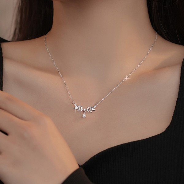 S925 Sterling Silver Niche Luxury Laurel Goddess Necklace