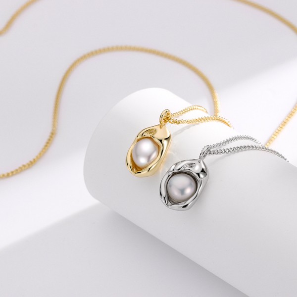 S925 Sterling Silver Light Luxury Baroque Pearl Necklace