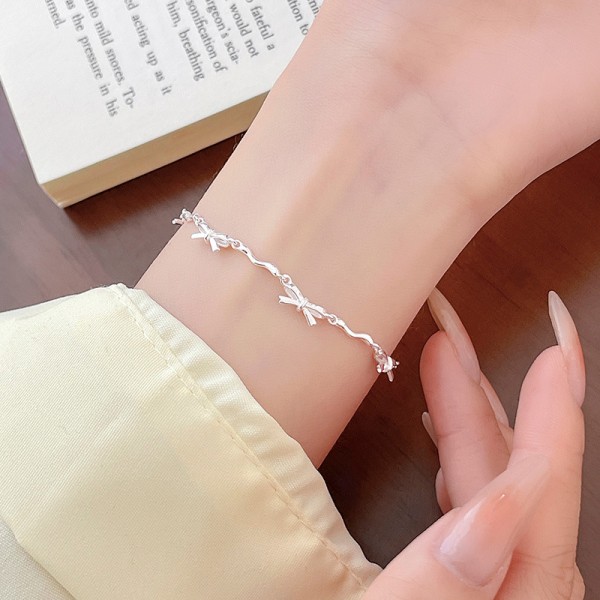 925 Sterling Silver Bow Bracelet