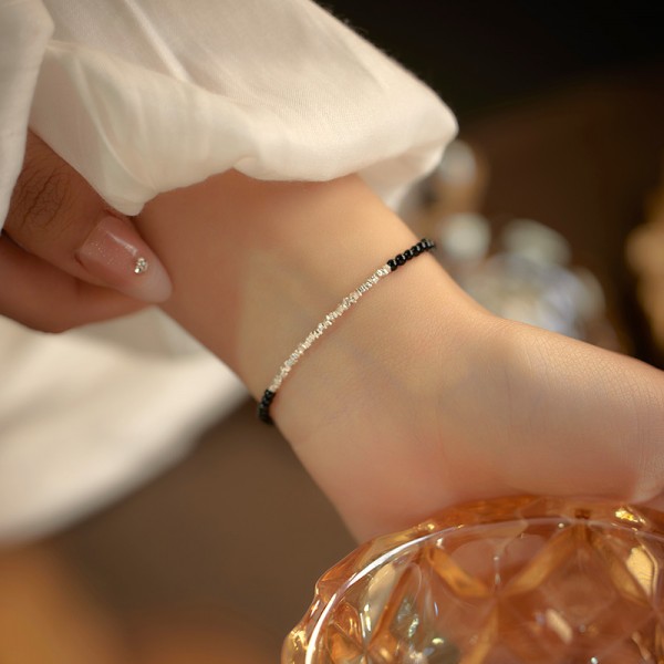 925 Sterling Silver Black Agate and Crushed Texture Bracelet