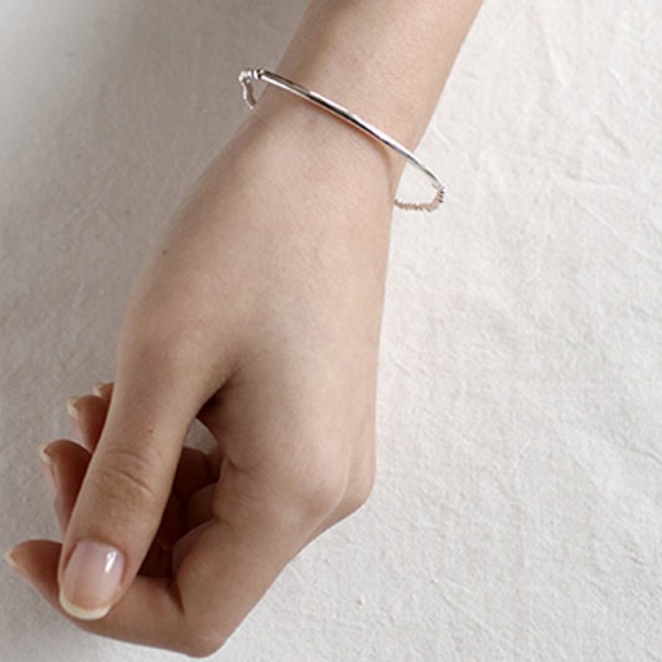 925 Sterling Silver Linear Bracelet