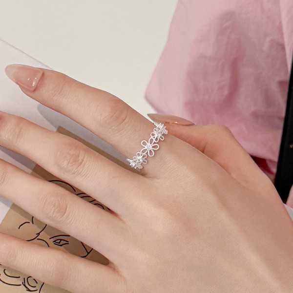 925 Sterling Silver Hollow Flower Ring