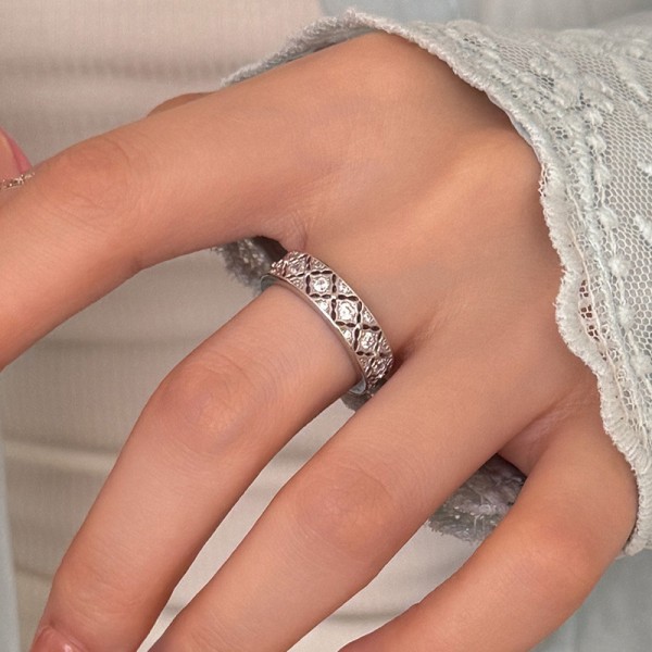 925 Sterling Silver Ling Grace Ring