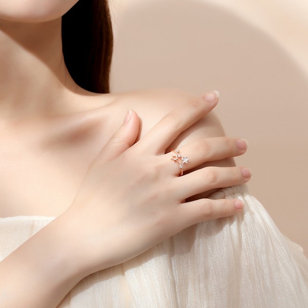 925 Sterling Silver Five Pointed Star Ring