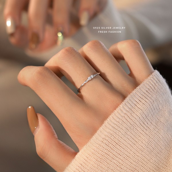 925 Sterling Silver Twisted Ring