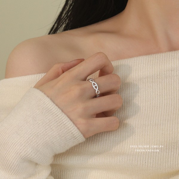 925 Sterling Silver Pig Nose Ring