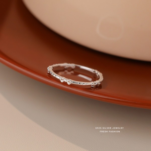 925 Sterling Silver Bow Ring