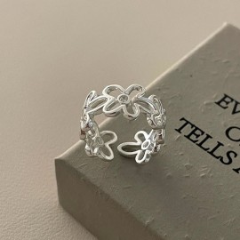 925 Sterling Silver Openwork Floral Ring