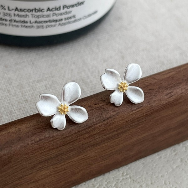 925 Sterling Silver Gardenia Earrings