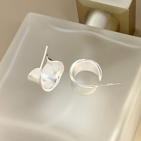 925 Sterling Silver Earring Bright Curved Earrings